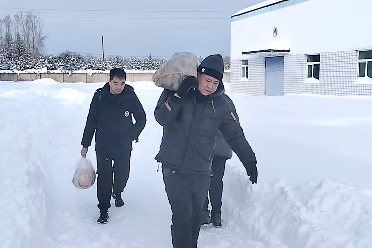 保供之路 风雪无阻——三精千鹤党员干部在暴雪中筑起一道坚实的保供线